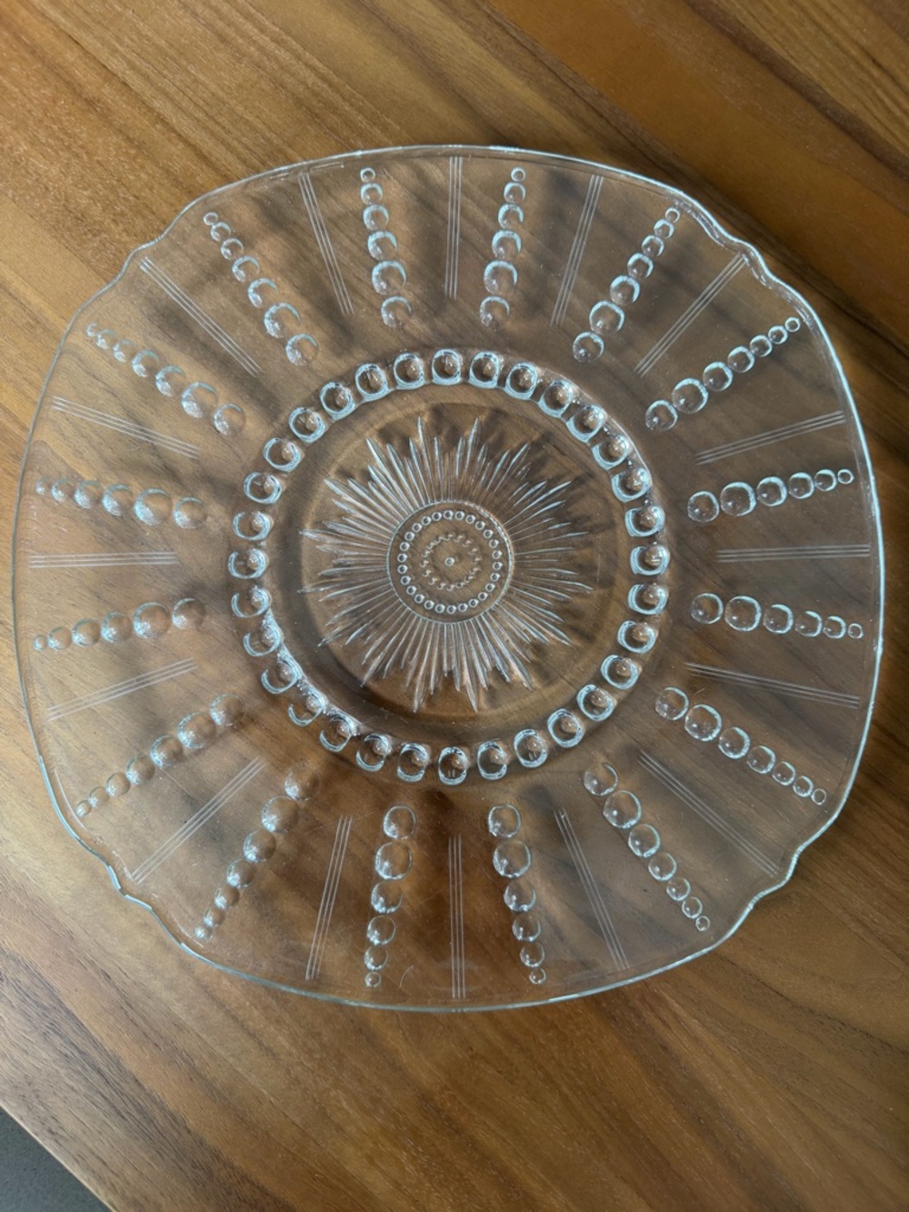 🌼3/$55 1960’s Pressed Glass Serving Plate. Central star with Bobble pattern. 11”